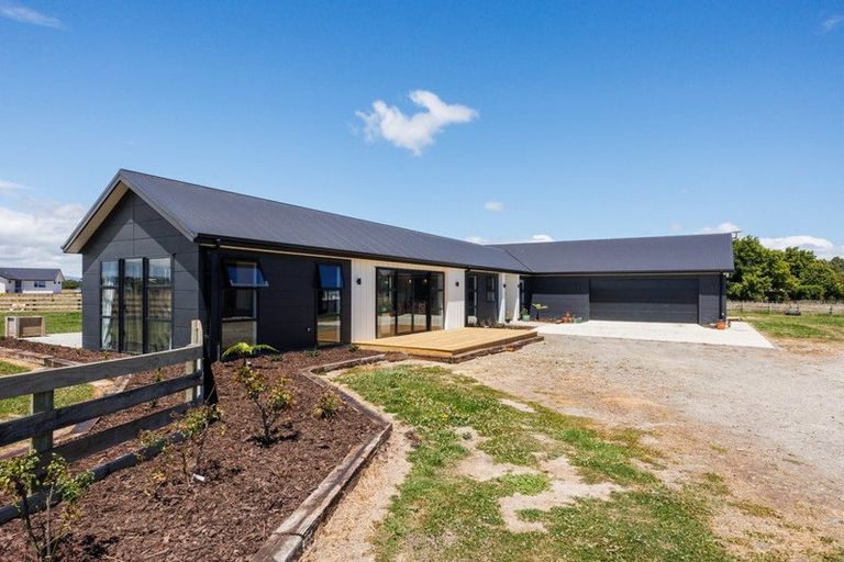 Photo of property in 158 Pharazyn Road, Feilding, 4777