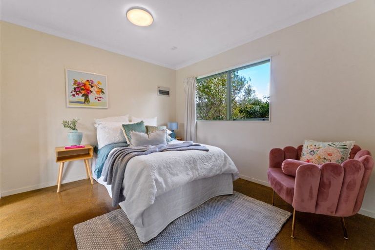 Photo of property in 692 Haruru Road, Kaukapakapa, 0873