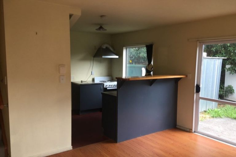 Photo of property in 23 Mcdonald Crescent, Mount Wellington, Auckland, 1060
