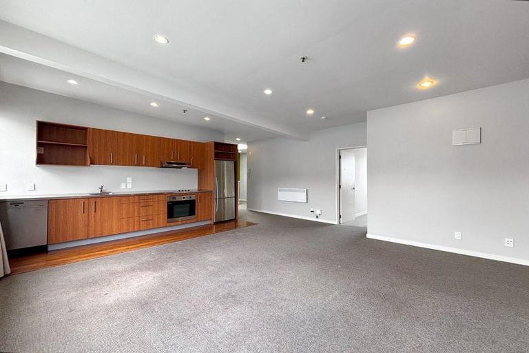 Photo of property in 16/30 Hanson Street, Mount Cook, Wellington, 6021