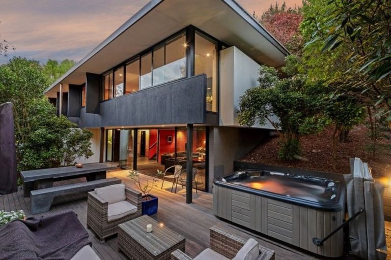 Photo of property in 41 Holliss Avenue, Cashmere, Christchurch, 8022