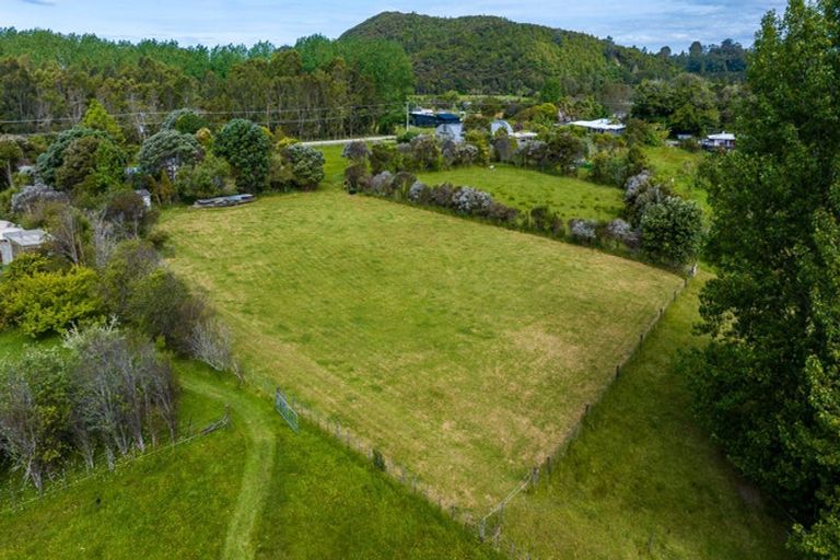 Photo of property in Cowshed Restaurant, 53 Pebblebrooke Road, Mangawhai, 0573