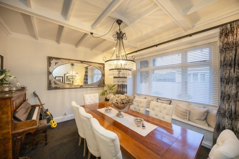 Photo of property in 244 Victoria Avenue, Hokowhitu, Palmerston North, 4410