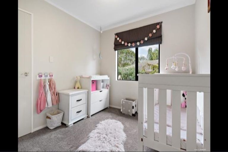 Photo of property in 18 The Glade North, Pukekohe, 2120