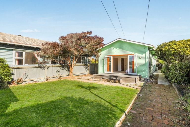 Photo of property in 16 Tonks Street, North New Brighton, Christchurch, 8083