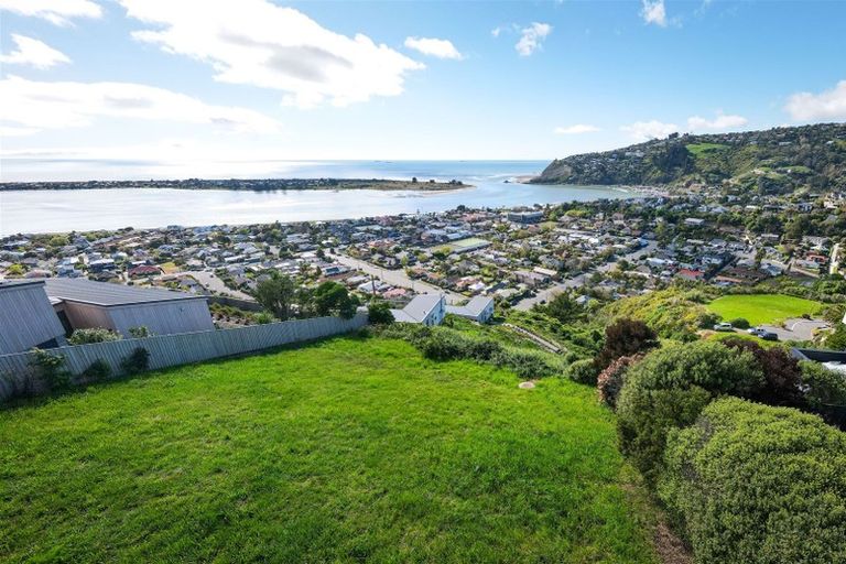 Photo of property in 20 Glendevere Terrace, Redcliffs, Christchurch, 8081