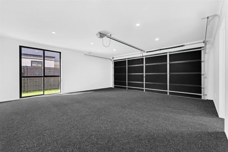 Photo of property in 19 Waipuke Street, Pokeno, 2472