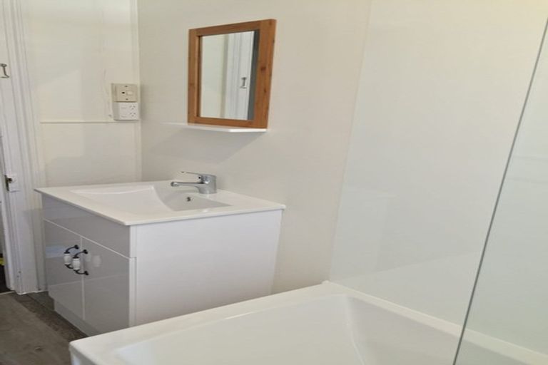 Photo of property in 62 Mathesons Road, Phillipstown, Christchurch, 8011