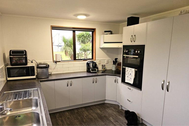 Photo of property in 65 Snodgrass Road, Westport, 7892