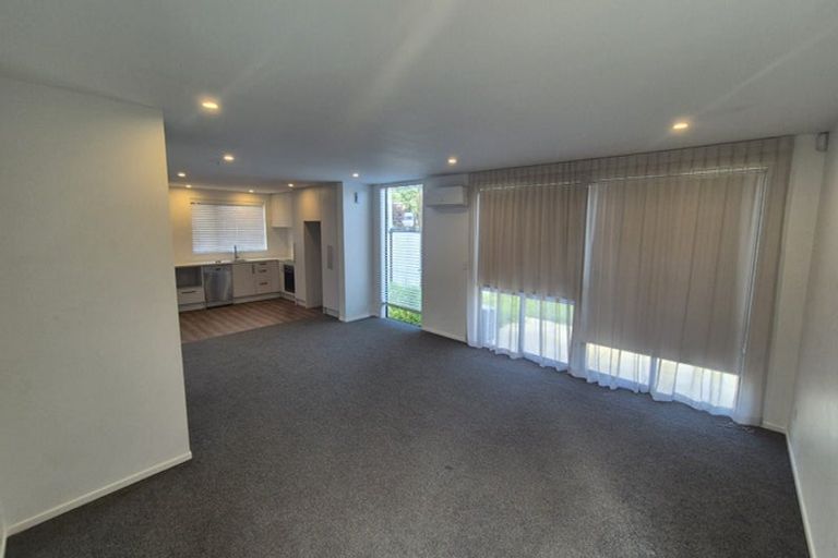 Photo of property in 16 Cessna Crescent, Mangere, Auckland, 2022