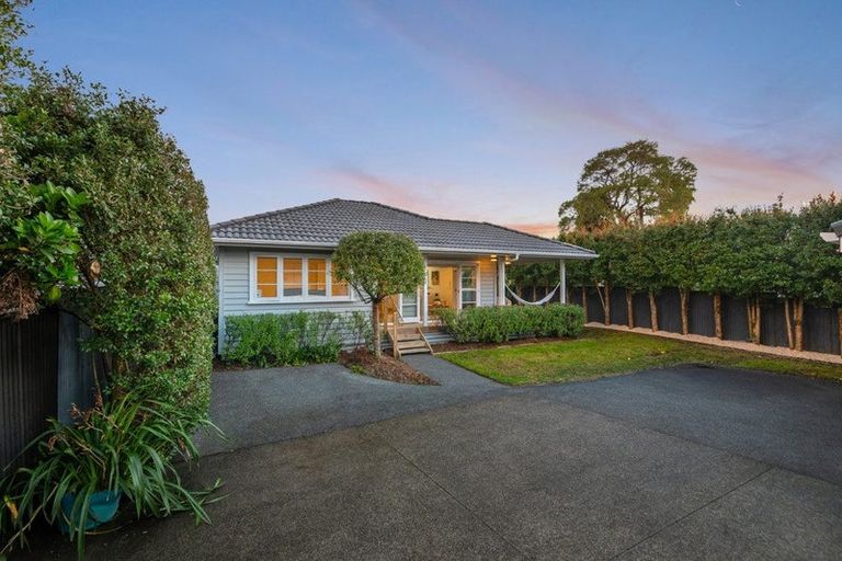 Photo of property in 7a Nelson Avenue, Northcote Point, Auckland, 0627