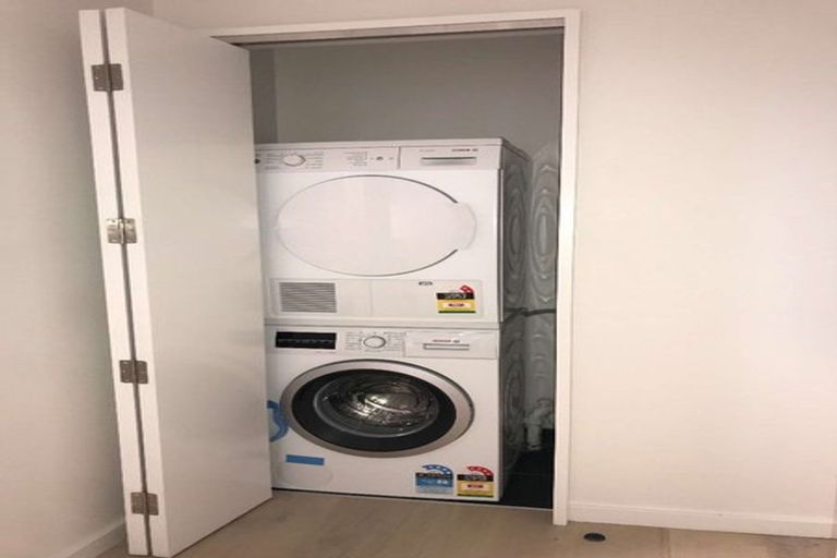 Photo of property in 102/19 Rawene Road, Birkenhead, Auckland, 0626