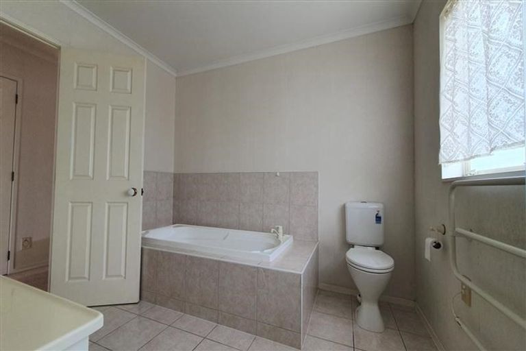 Photo of property in 27 Cantora Avenue, Northpark, Auckland, 2013