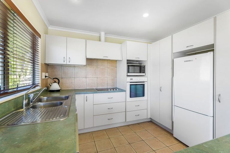 Photo of property in 19 Kestrel Heights, Arkles Bay, Whangaparaoa, 0932