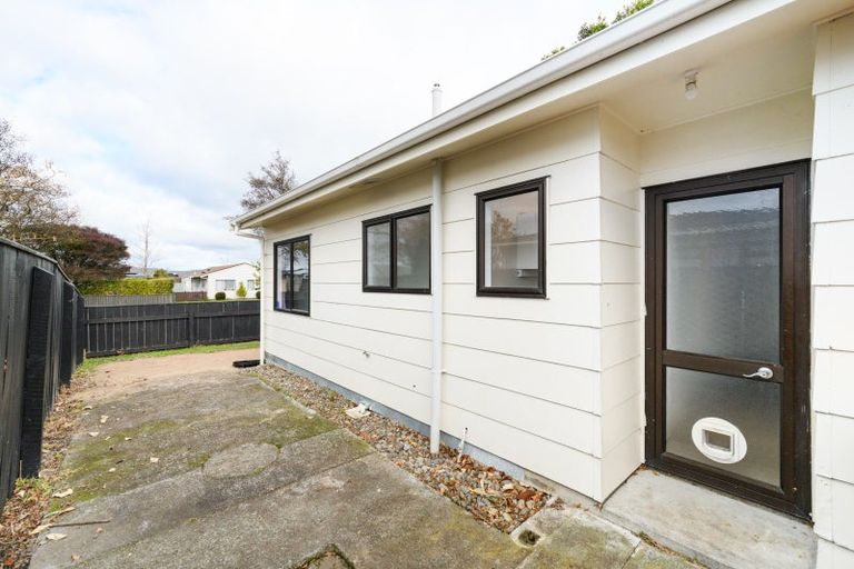 Photo of property in 27 Mcleavey Drive, Kelvin Grove, Palmerston North, 4414
