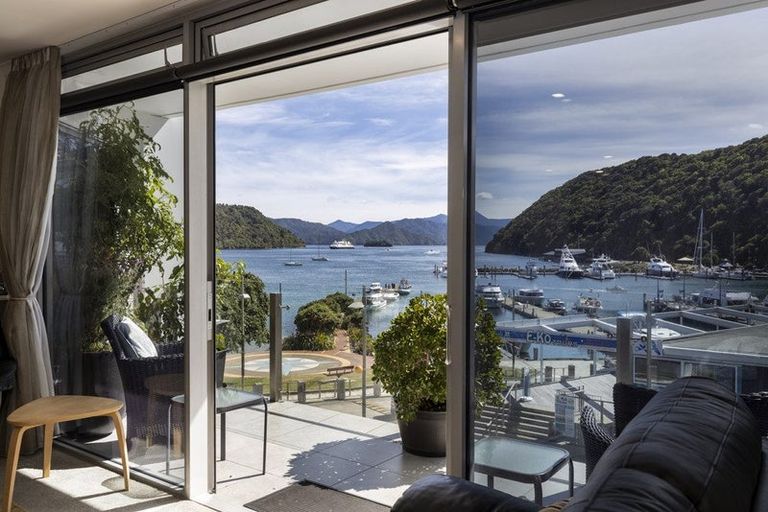 Photo of property in Oxleys Rock Apartments, 303/6 London Quay, Picton, 7220