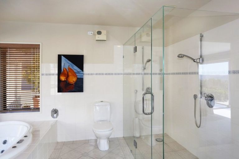 Photo of property in 96 Awanui Rise, Papakura, 2582