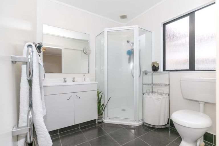 Photo of property in 11 Moreland Avenue, Pukete, Hamilton, 3200