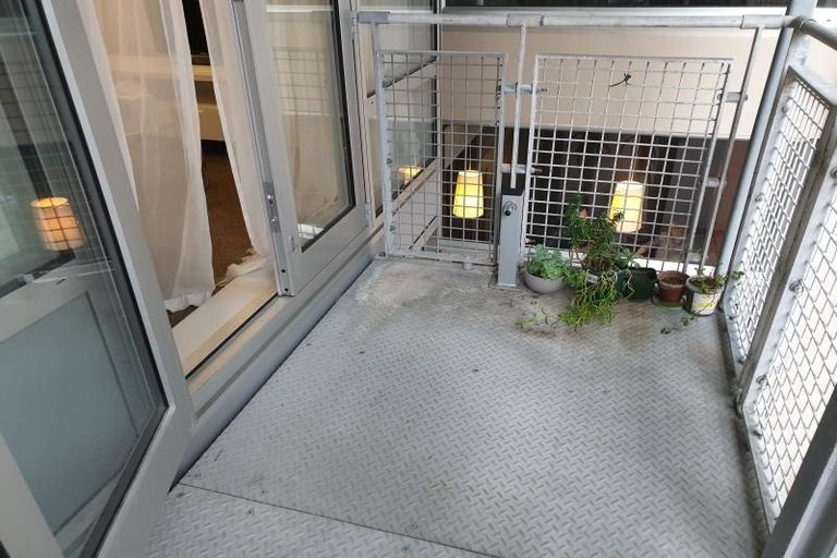 Photo of property in St Pauls Apartments, 62/43 Mulgrave Street, Thorndon, Wellington, 6011