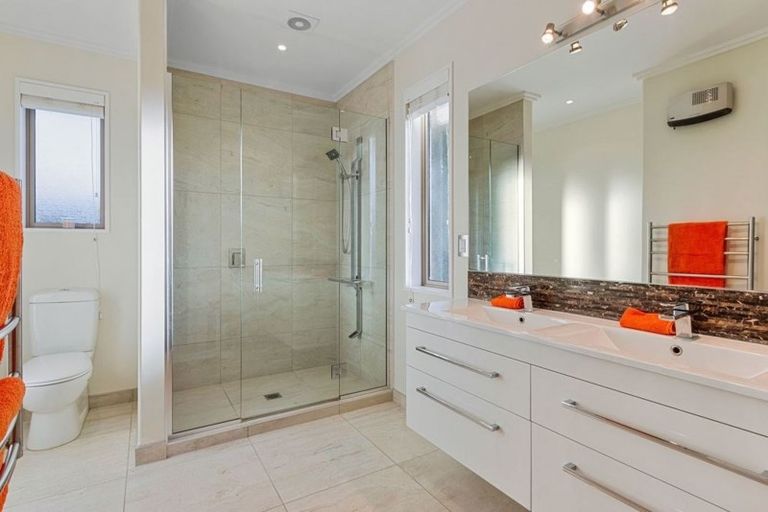 Photo of property in 10 Leyland Crescent, Swannanoa, Kaiapoi, 7692