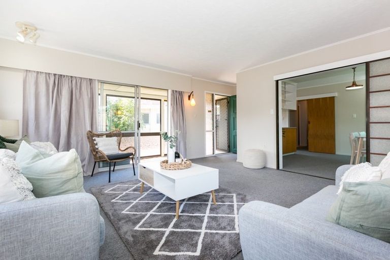 Photo of property in 7a Weathers Place, Taradale, Napier, 4112