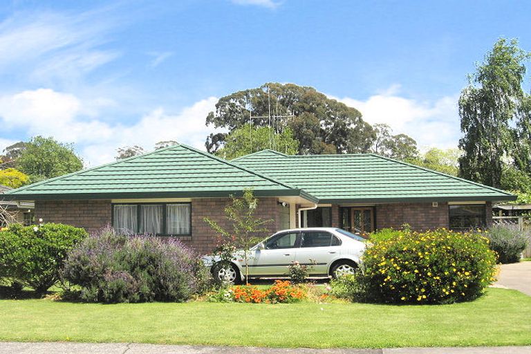 Photo of property in 5 Fairburn Place, Leamington, Cambridge, 3432