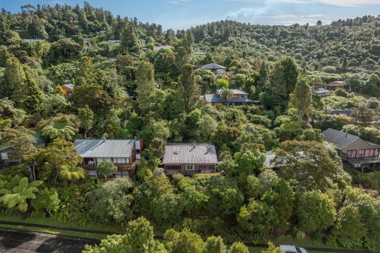 Photo of property in 33 Hauraki Terrace, Pukawa Bay, Turangi, 3381