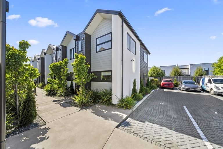 Photo of property in 10/15 Bunyan Street, Waltham, Christchurch, 8023