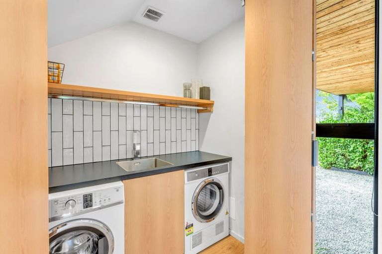 Photo of property in 53a Edward Avenue, Edgeware, Christchurch, 8013