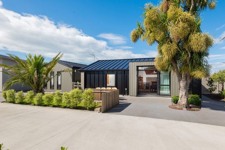 Photo of property in 3 Begg Street, South Dunedin, Dunedin, 9012