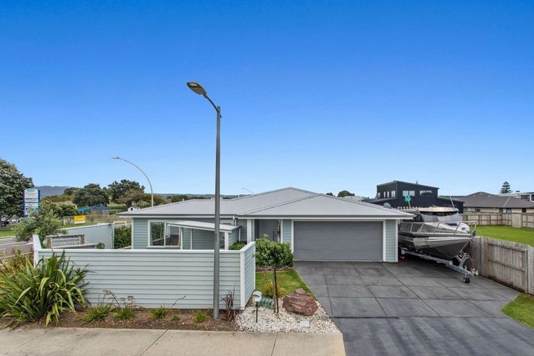 Photo of property in 1 Charles Street, Ohope, 3121