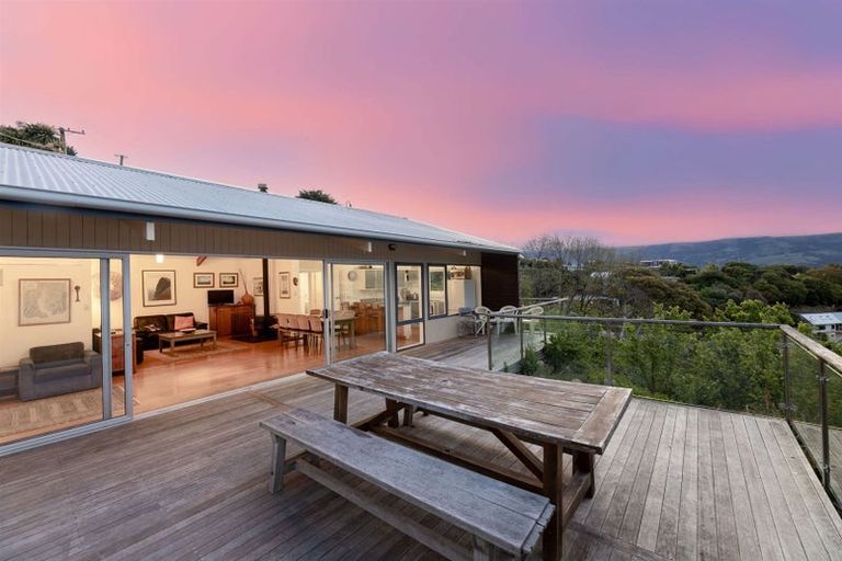 Photo of property in 223 Beach Road, Akaroa, 7520