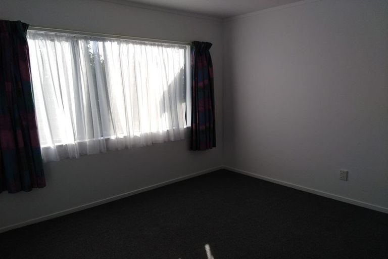 Photo of property in 3 Shearwater Street, One Tree Point, 0118