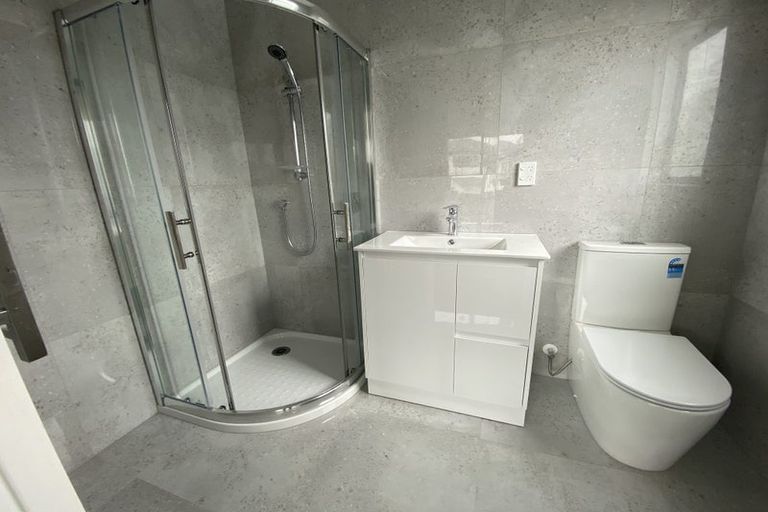 Photo of property in 22d Tui Crescent, Manurewa, Auckland, 2102