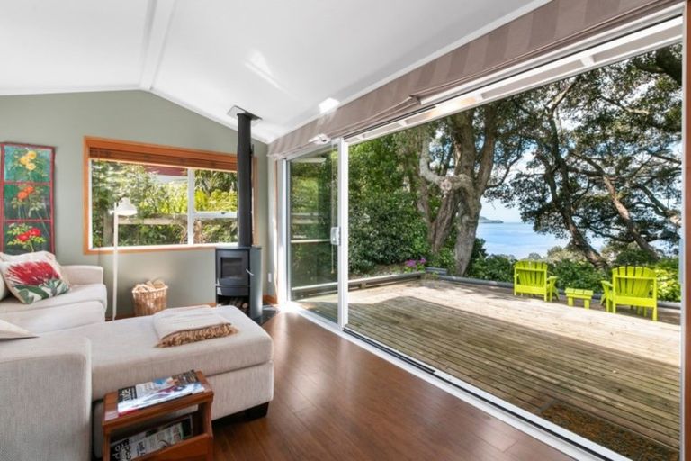 Photo of property in 18 Moana Drive, Tanners Point, Katikati, 3177