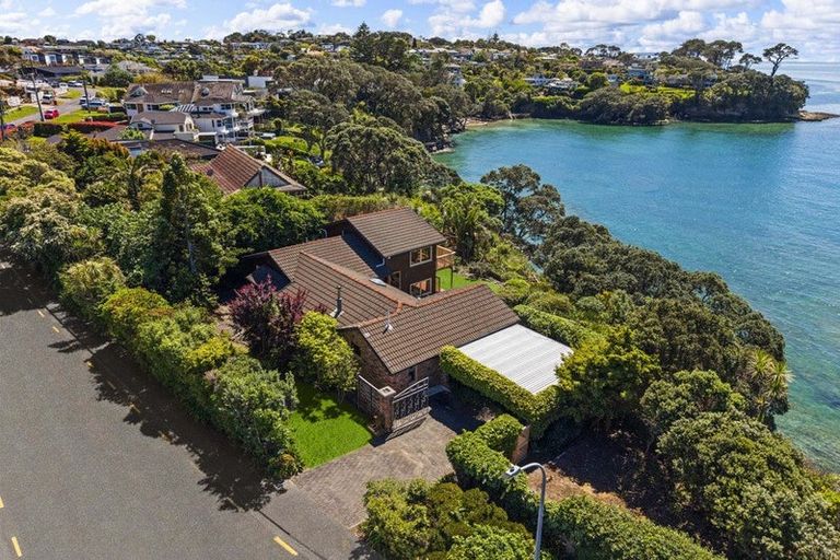 Photo of property in 40 Rock Isle Road, Torbay, Auckland, 0630