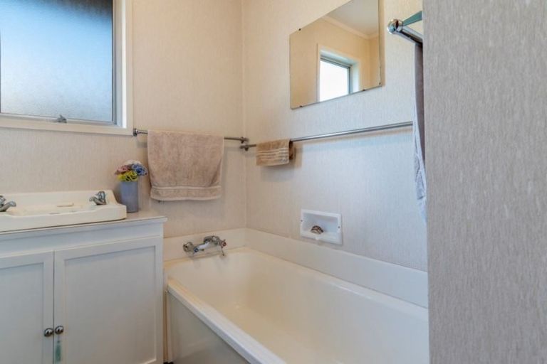 Photo of property in 76c Vale Street, Otumoetai, Tauranga, 3110