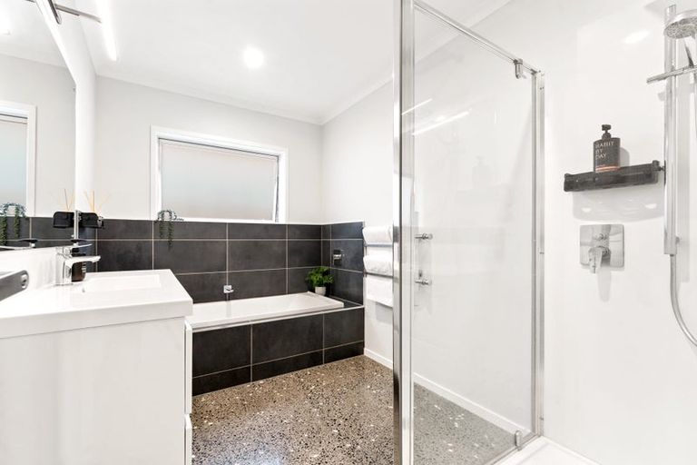 Photo of property in 112 Hibiscus Coast Highway, Red Beach, 0932