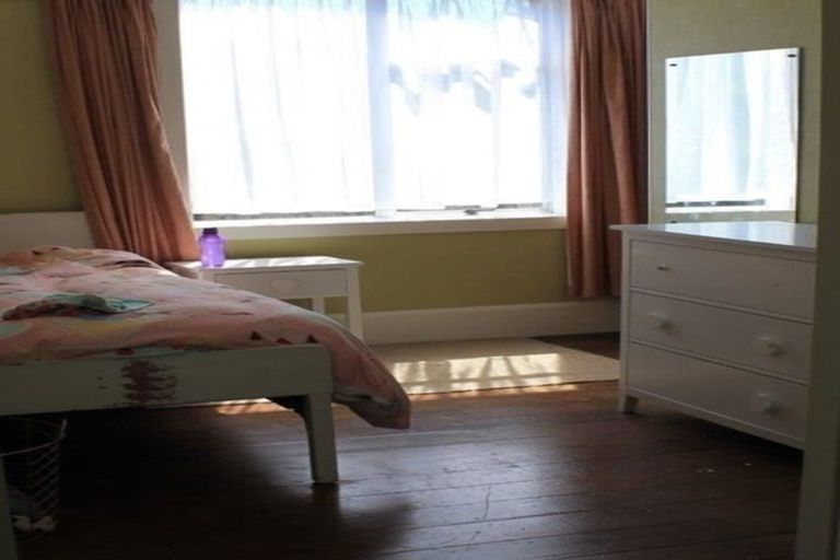 Photo of property in 14 Tararua Street, Masterton, 5810