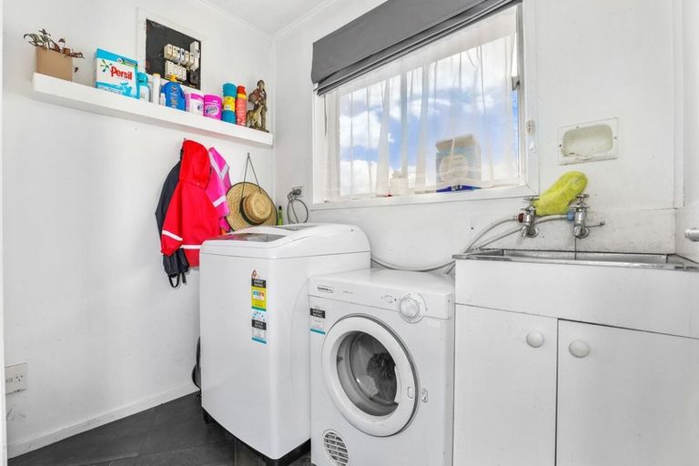 Photo of property in 21 Fenruss Street, Fairy Springs, Rotorua, 3015