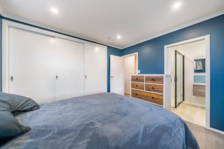 Photo of property in 12 Coates Grove, Silverstream, Upper Hutt, 5019