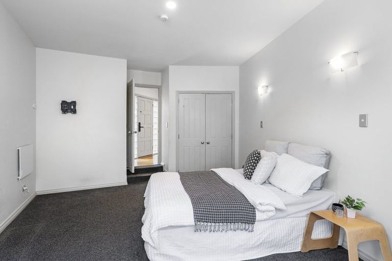 Photo of property in 22 Millcroft Place, Parklands, Christchurch, 8083