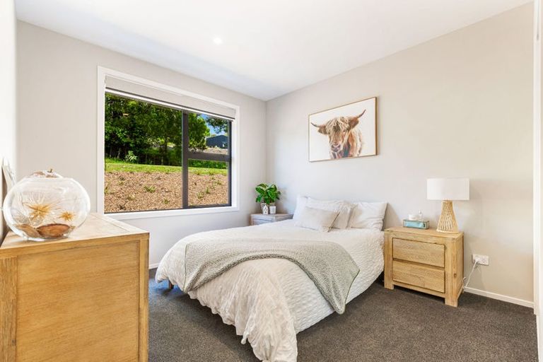 Photo of property in 224 Birdwood Road, Massey, Auckland, 0614