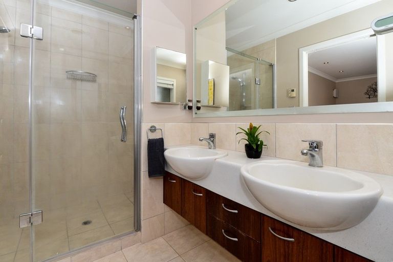 Photo of property in 19 Merlin Close, Huntington, Hamilton, 3210