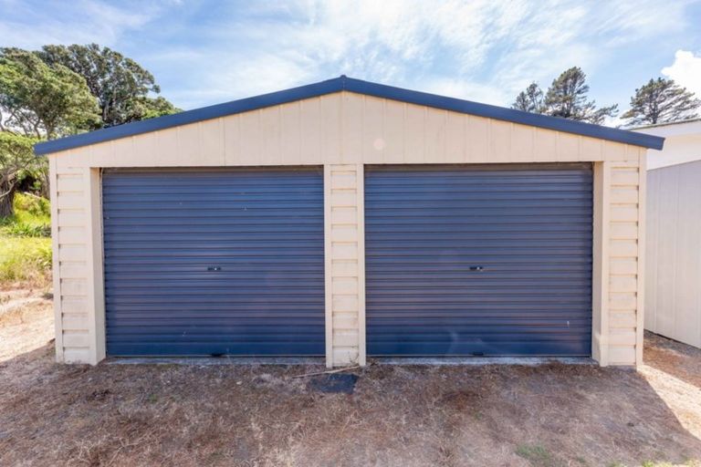 Photo of property in 4 Koutu Beach Road, Opononi, Kaikohe, 0473