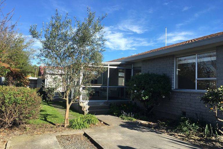 Photo of property in 1/62a Mackenzie Avenue, Woolston, Christchurch, 8023