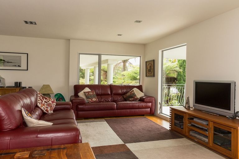 Photo of property in 106g Greenslade Road, Raglan, 3295