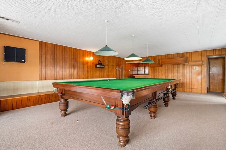 Photo of property in 12 Racecourse Road, Waiuku, 2123