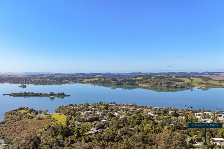 Photo of property in 5 Pounamu Place, Kerikeri, 0294