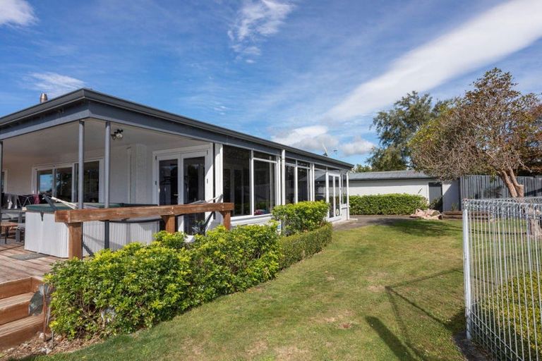 Photo of property in 16 Ruahine Street, Dannevirke, 4930